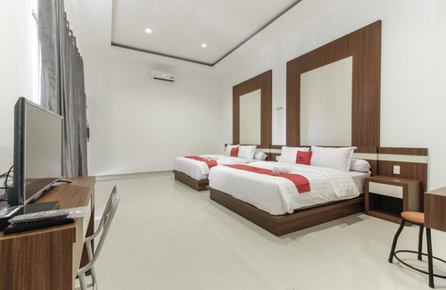 Medan Hotel | RedDoorz Premium @ Setiabudi Medan