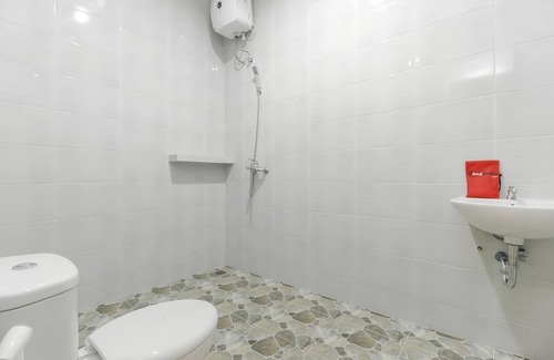 Medan Hotel | RedDoorz Premium @ Setiabudi Medan