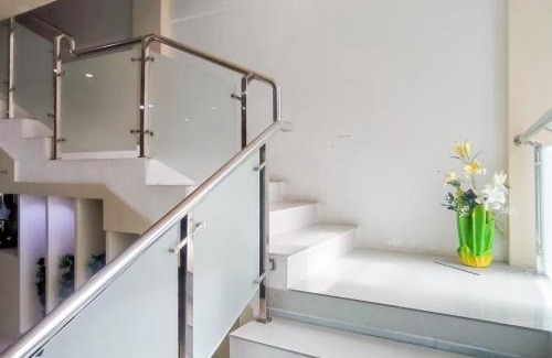 Padang Hotel | RedDoorz Syariah at Edotel Bundo Kanduang Padang