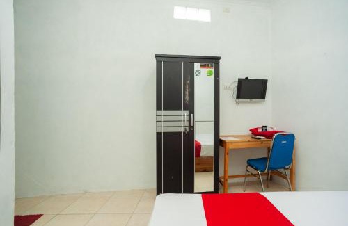 Bandar Lampung Hotel | RedDoorz Syariah @ Jalan KH. Mas Mansur Lampung