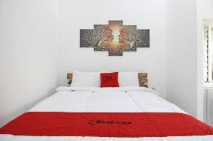 Mertoyudan House | RedDoorz Syariah near Akmil Magelang