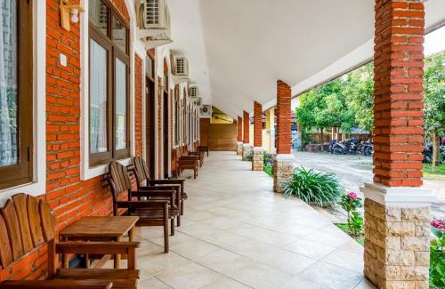 Malang House | RedDoorz Syariah near Gor Ken Arok