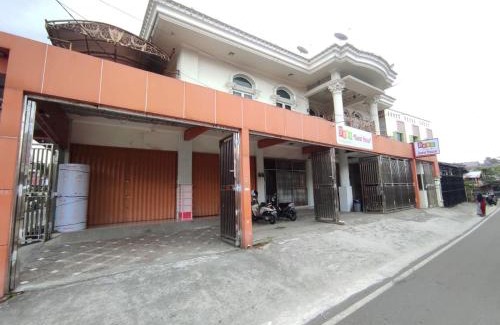 Bukittinggi Hotel | RedDoorz Syariah near Pasar Aur Kuning