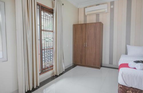 Jambi House | RedDoorz Syariah near Jamtos Jambi 2
