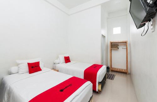 Banda Aceh Hotel | RedDoorz Syariah near RSUD Zainoel Abidin Banda Aceh