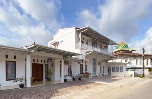Padang Hotel | RedDoorz Syariah Near RSUP Dr M Djamil Padang