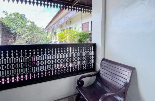 Sidoarjo Hotel | RedDoorz Syariah near Suncity Waterpark Sidoarjo