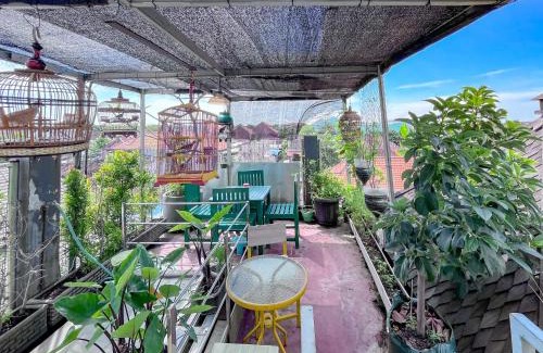 Sidoarjo Hotel | RedDoorz Syariah near Suncity Waterpark Sidoarjo