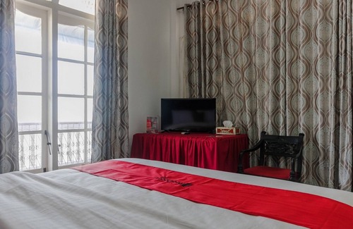 Padang House | RedDoorz Syariah near Universitas Negeri Padang