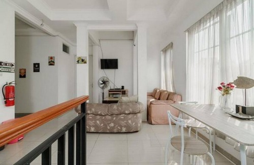 Pancoran House | RedDoorz Syariah Plus near Pancoran 2