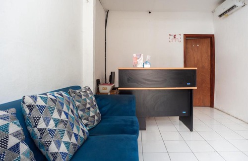 Bekasi Hotel | RedDoorz Syariah Plus near Jatiwarna Toll Gate