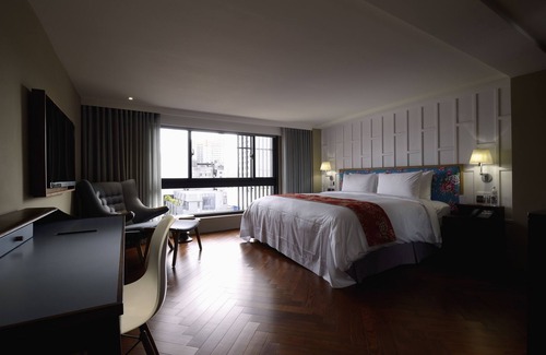 Central District Hotel | RedDot Hotel