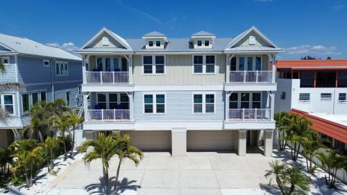 Redington Beach House | Redington Beach Townhouse 1630