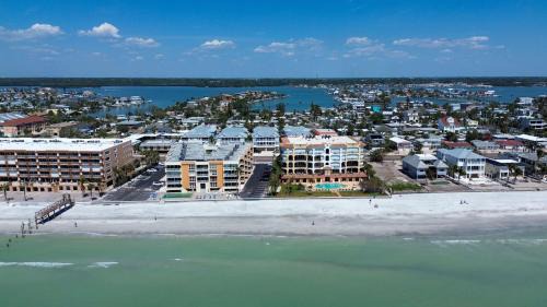 Redington Beach House | Redington Beach Townhouse 1630