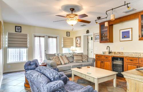Sunset Reef House | Redington Shores Retreat - Walk to Beach Access!