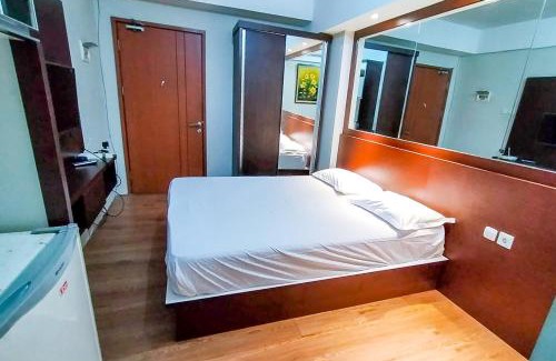 South Tangerang Hotel | RedLiving Apartemen Green Lake View Ciputat - Juragan Rooms Tower B with Fast Wifi