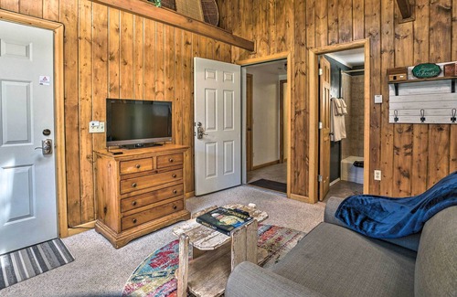 Redstone Condo | Redstone Condo w/ Private Deck on the River!