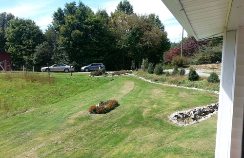 Wilson Creek Cottage | REDUCED RATES! Hike Grayson! Instant Book!