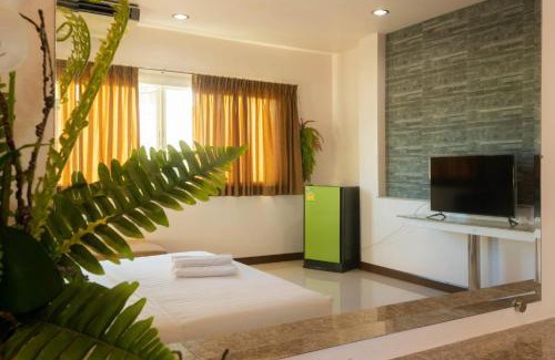 Samre Hotel | Ree- Riverside,Rama 3