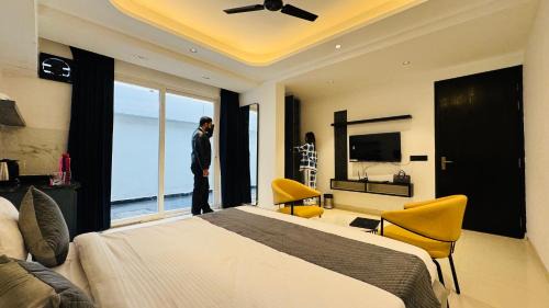 Sector 51 House | Reebah Inn & Suites