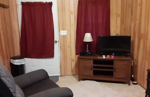 Bryant Cabin | Reed Lake Fishing Cabins