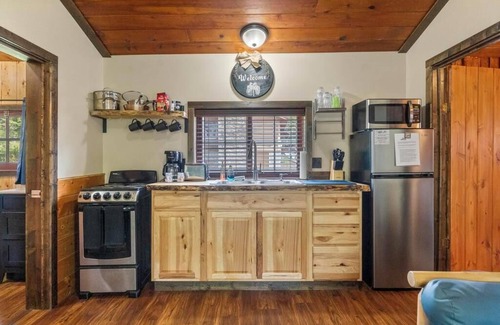 Indian River Cabin | Reed's on the River Cabin 7