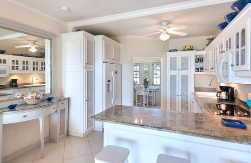 Reeds Bay Condo | Reeds House 1 in Carlton, St James by Personal Villas - Bright and Breezy Condom