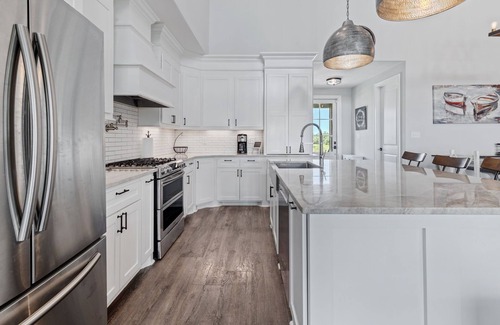 Hackberry House | REEL N REST in Hackberry LA ! Waterfront home with beautiful views .