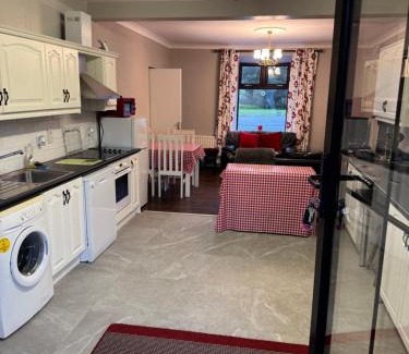 Cloghan House | Reelin Bar Holiday Accommodation