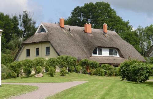 Puddemin House | Reetdachhaus Malve 3 im Feriendorf Puddeminer Wiek