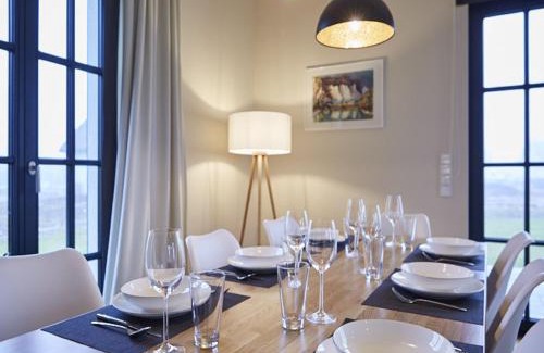 Dranske House | Reetland am Meer - Luxus Reetdachvilla mit 3 Schlafzimmern, Sauna und Kamin F15