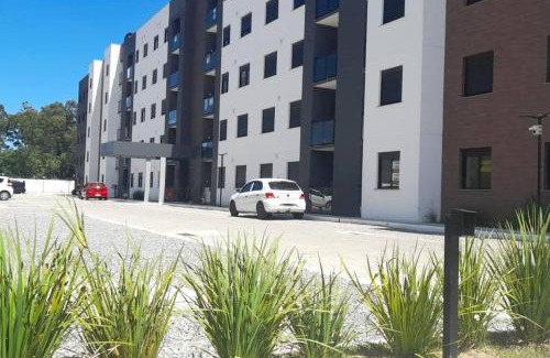 Tres Vendas Apartment | Refúgio completo com Ar condicionado e enxoval