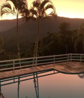 Mairipora House | Refúgio Luz do Sol