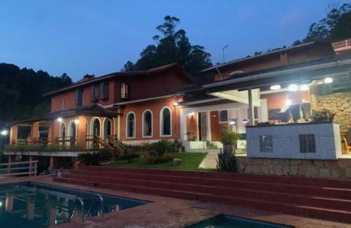 Mairipora House | Refúgio Luz do Sol