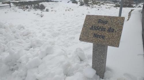 Penhas da Saude Ski Chalet | Refúgio Trilhos e Cumes