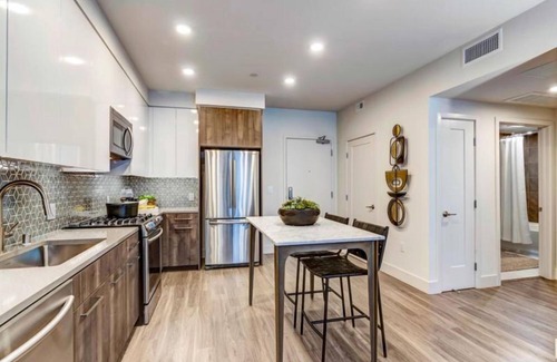 Mountain View Condo | Refined 1BR Condo with Top-Tier Amenities