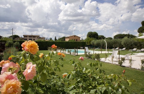 Bastia Umbra Apartment | Refined and bright apartment for two in Umbria, between Bastia and Assisi