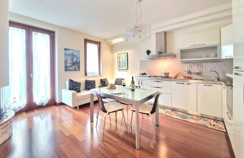 Porto Sant'Elpidio Apartment | [Refined Dwelling] Wi-fi Parking