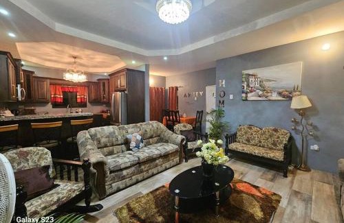 Prospect Villa | RefleXion Views