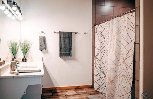 Athens Hotel | REFRESH. Hotel-Style Room on Beautiful Private Campground. Stone 4.