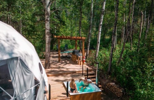 Central Alberta House | Refuge Bay Aer XL Dome - Luxury Off Grid Escape