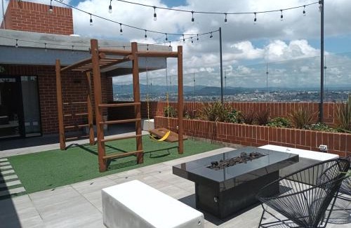 Zona 10 Apartment | Refuge zone 10 3 bedrooms 2 bathrooms parking laundry