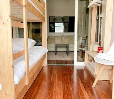 Basurto-Zorroza Apartment | Refugio noruego