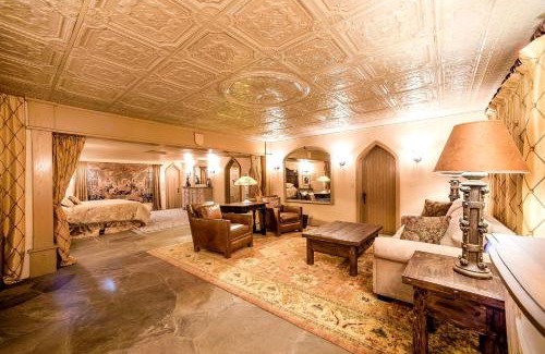 Bolton Landing House | Regal Castle Suite for a Luxury Getaway to Lake George in Upstate New York