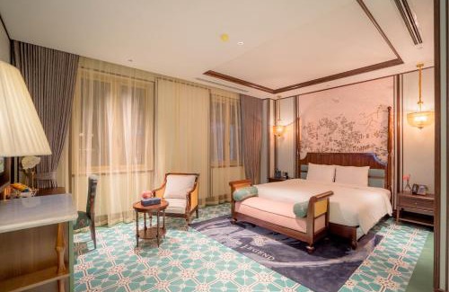 Bao Ninh Hotel | Regal Collection House