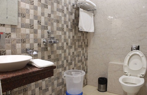 Mathura Hotel | Regal Hotel and Restaurant