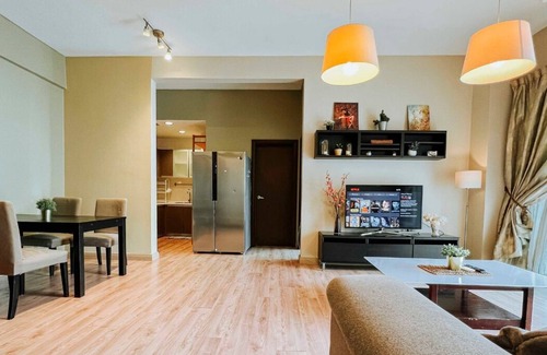 Chow Kit Apartment | Regalia Residence The Sky Pool Suite