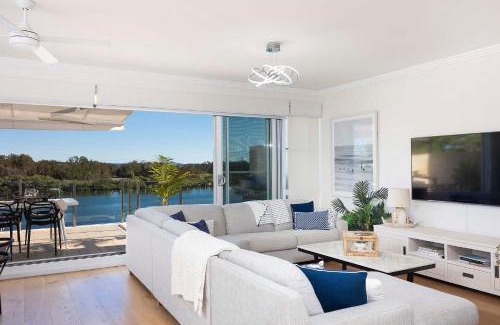 Forster Apartment | Regatta 17