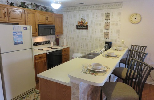 Village of Four Seasons Condo | Regatta Bay 158-3D - Walk In Level to Great Condo and Access to 2 Pools.