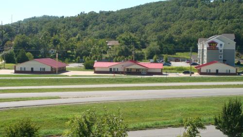Fayetteville Hotel | Regency 7 Motel